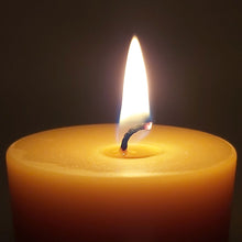 Load image into Gallery viewer, Burning beeswax candle