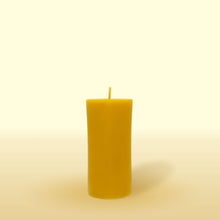 Load image into Gallery viewer, No.1 beeswax candle front view
